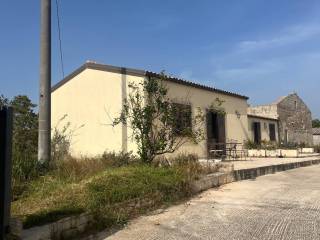 Villa in in vendita da privato a ispica contrada salmeci