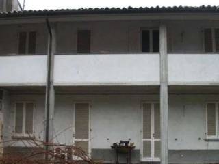 Casa indipendente all'asta a cornale e bastida via mauro angeleri - fraz bastida, 20