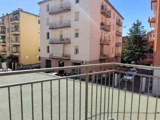 Appartamento in vendita a bologna via bellaria, 1
