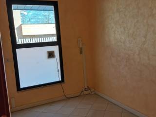 Ufficio in in affitto da privato a genzano di roma via colle fiorito, 2