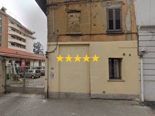 Appartamento all'asta a busto arsizio via gavinana