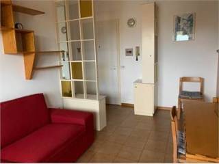 Appartamento in affitto a chiaravalle via firenze, 10