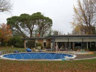 Villa all'asta ad albizzate via mazzini, 2