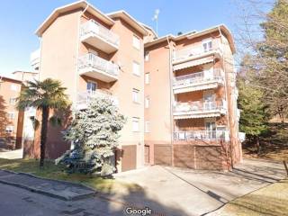 Appartamento all'asta a caronno varesino piazza cavour, 6