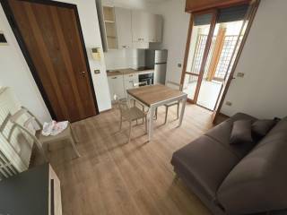 Appartamento in affitto a parma largo remo coen