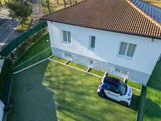Villa in vendita ad arese via dei caduti, 65