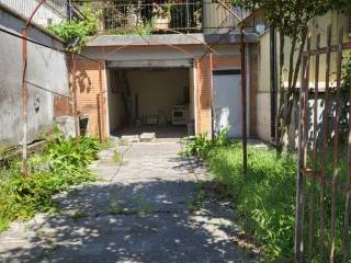 Garage in vendita a colleferro via raffaello sanzio, 60