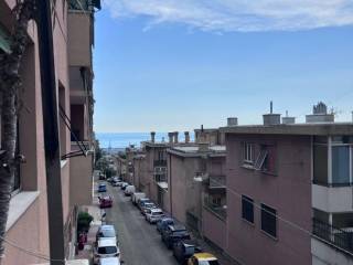 Appartamento in vendita a genova via giovanni casaccia