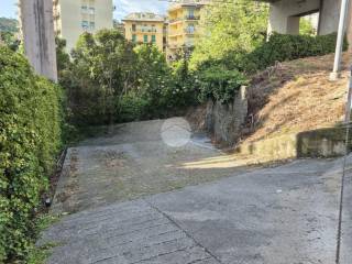 Posto auto in vendita a genova via della torrazza