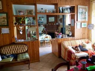Casa indipendente in vendita a fara in sabina via salaria