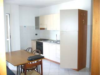 Appartamento in affitto a rovereto viale trento, 31
