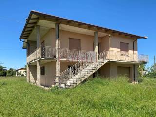Villa in vendita a cesena via boscone, 2001