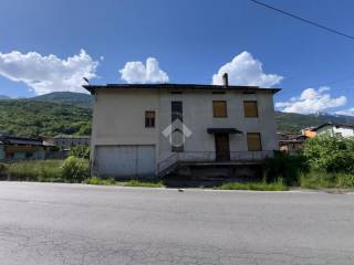 Intero stabile in vendita a piateda via busteggia, 37