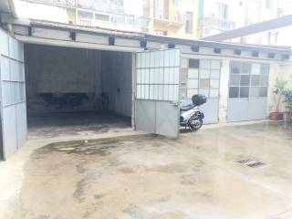 Garage in vendita a torino via cumiana, 25
