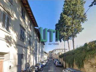 Appartamento in affitto a firenze via malavolta