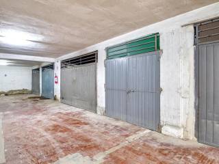 Garage in vendita a pescara via venezia, 10