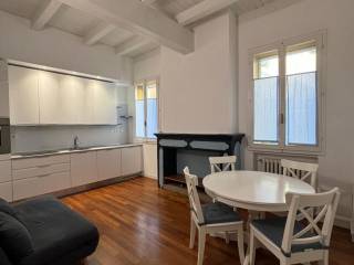 Appartamento in affitto a bologna via del borgo di san pietro, 3