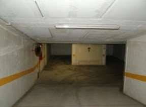 Garage in vendita a milano via del molinazzo, 4