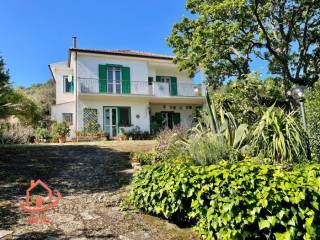Villa in vendita a castellabate contrada difesa, 65