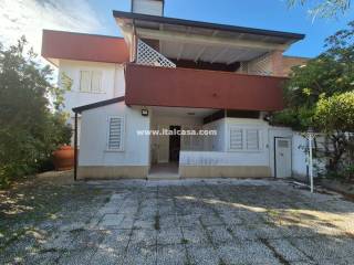 Appartamento in vendita a isola di capo rizzuto villaggio santa cristina