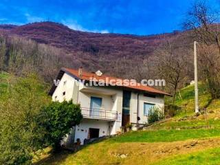 Casa indipendente in vendita ad alzano lombardo olera