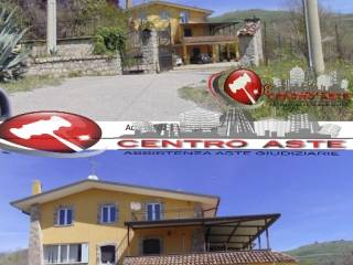 Villa all'asta a satriano di lucania contrada campo di rato, 27