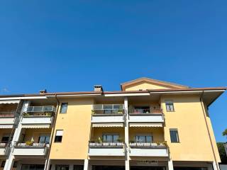 Appartamento in vendita a cormons via francesco di manzano