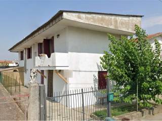 Casa indipendente in vendita a lusia via dell'artigianato