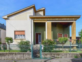 Villa in vendita a cabiate viale brianza, 3
