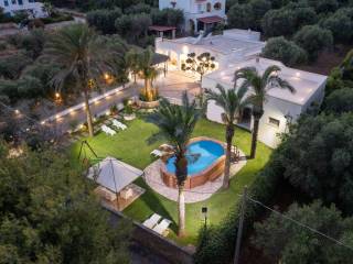 Villa bifamiliare in affitto ad alessano via ferdinando magellano