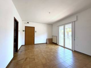 Appartamento in affitto a porto viro via roma, 5