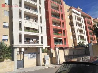 Appartamento in affitto a lecce via luigi tenco,
