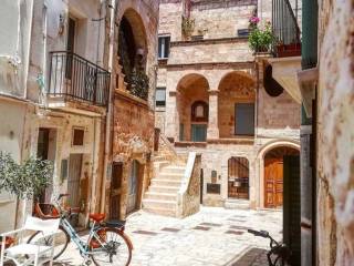 Negozio in in affitto da privato a polignano a mare vico porto raguseo, 10