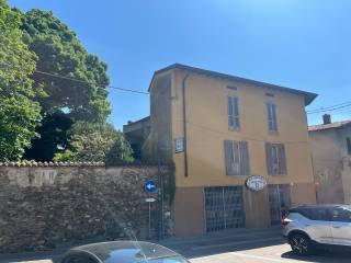 Appartamento in vendita ad annone di brianza piazza chiesa, 5