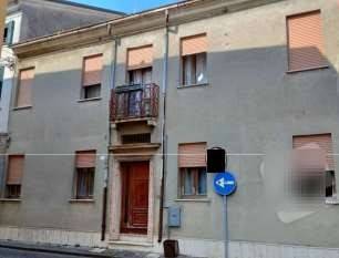 Casa indipendente in vendita ad adria via terranova