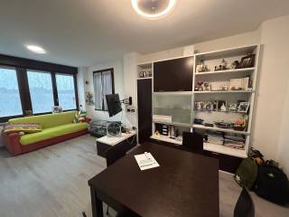Appartamento in vendita ad appiano gentile viale milano