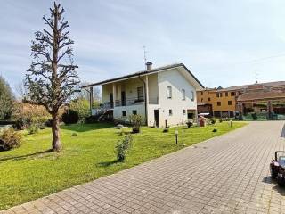 Villa in vendita a reggiolo 