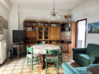 Appartamento in vendita a forano via selci, 10
