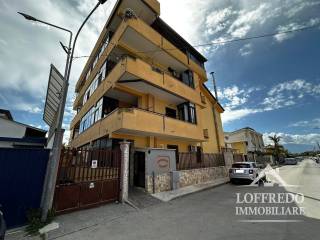 Appartamento in vendita ad acerra via ginevra sanguigno