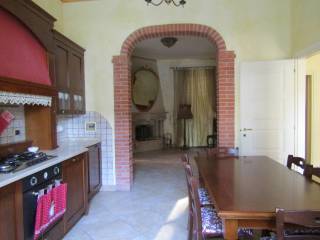 Casa indipendente in affitto a pistoia 