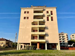 Appartamento in vendita a lignano sabbiadoro via monte canin, 10