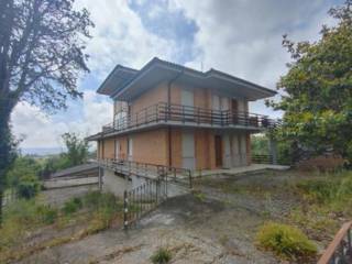 Appartamento in vendita a montepulciano via del buonviaggio, 53045 acquaviva si, italia