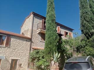 Rustico in vendita a cortona 