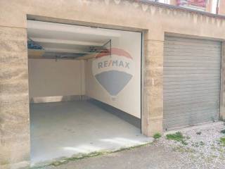 Garage in vendita a trieste via delle milizie, 9/5