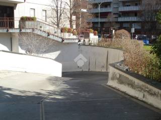 Garage in vendita a torino via c. viberti, 2