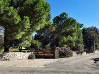 Villa bifamiliare in affitto ad alessano strada comunale nuova di novaglie