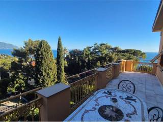 Appartamento in vendita a bogliasco via aurelia