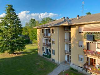 Appartamento in vendita a caronno varesino via 1 maggio