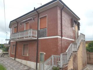 Casa indipendente in vendita a ferrara via tambellina, 57