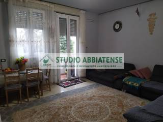 Appartamento in vendita ad abbiategrasso via ginibissa, 53
